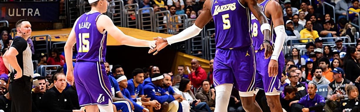 LEYU平台-被恩比德各种打爆！湖人先发中锋突然间在防守端失去了自信心？