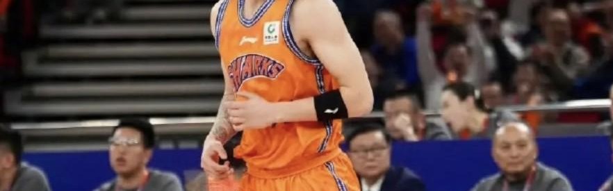 乐鱼电竞-77号的跨洋共鸣！张镇麟为湖人球员东契奇全明星拉票